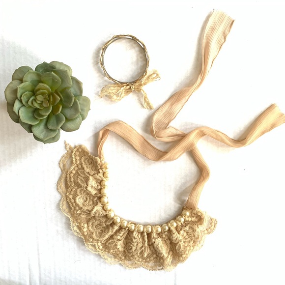 🌸 Lace Necklace & Bracelet Set 🌸 - Picture 1 of 1